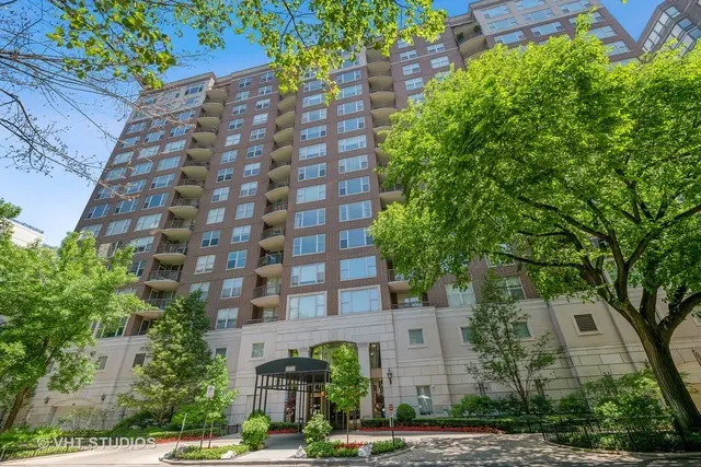 1301 N Dearborn ST #605, Chicago, IL 60610