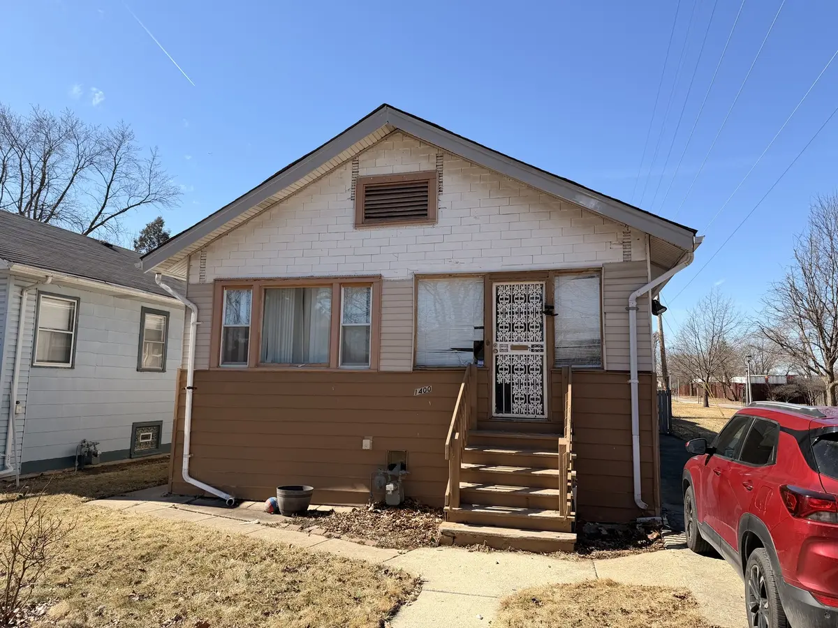 1400 S 2nd AVE, Maywood, IL 60153