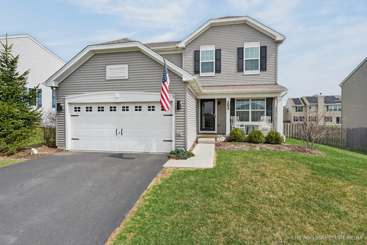 295 Monarch LN, Volo, IL 60020