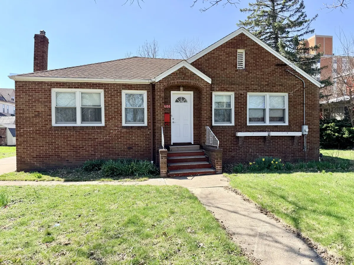 608 N Shabbona ST, Streator, IL 61364
