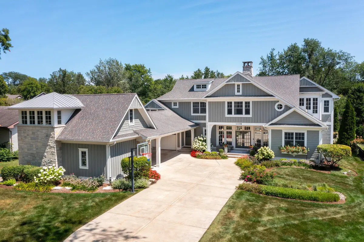 1308 N Wright ST, Naperville, IL 60563