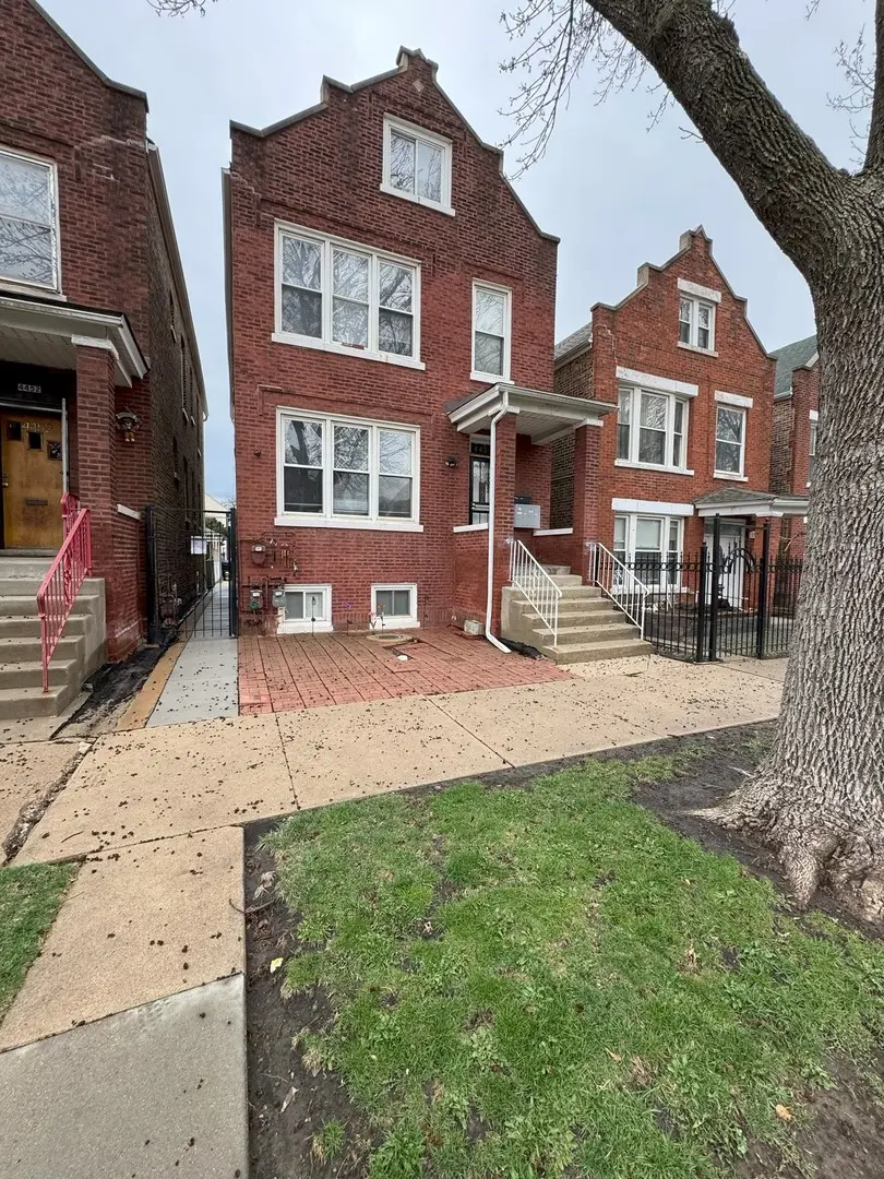 4450 S Richmond ST, Chicago, IL 60632