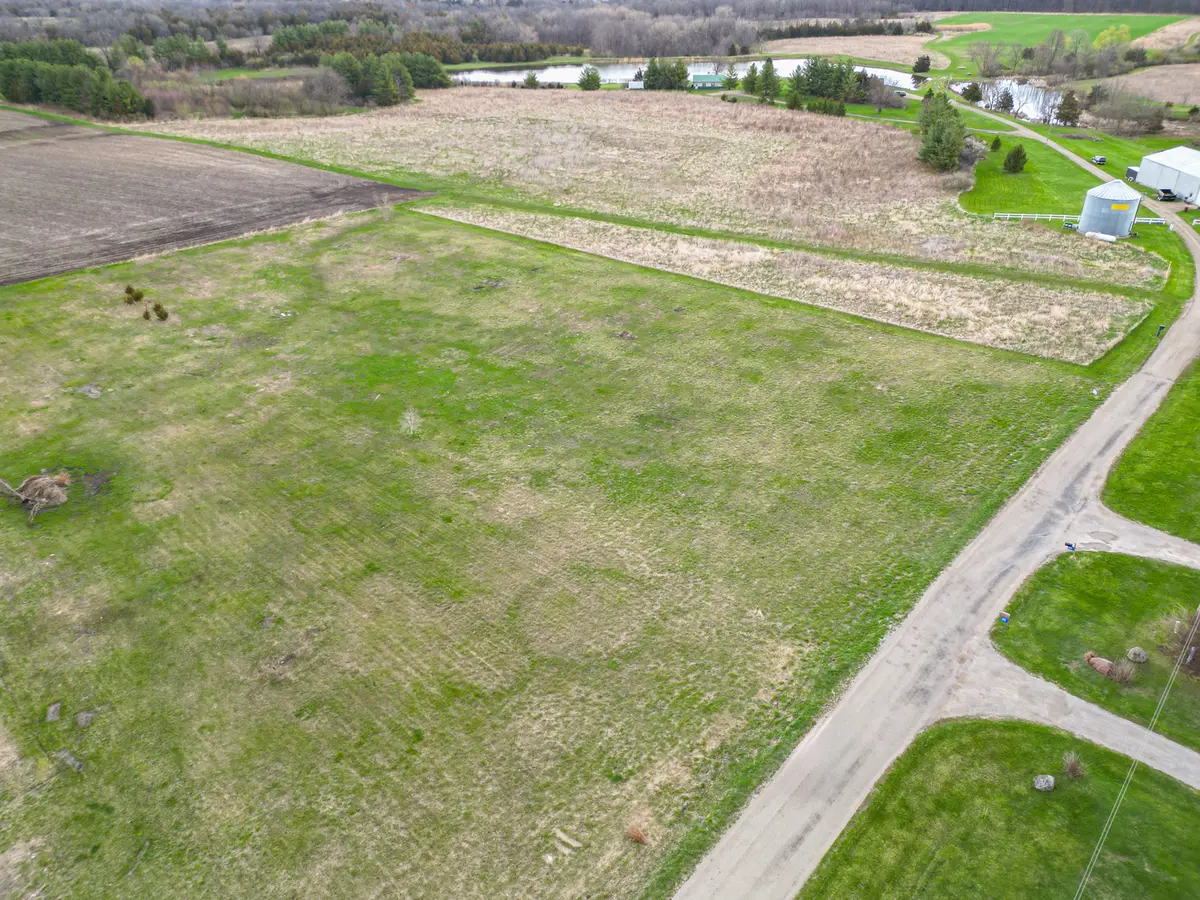 2273 N 3409th RD, Ottawa, IL 61350