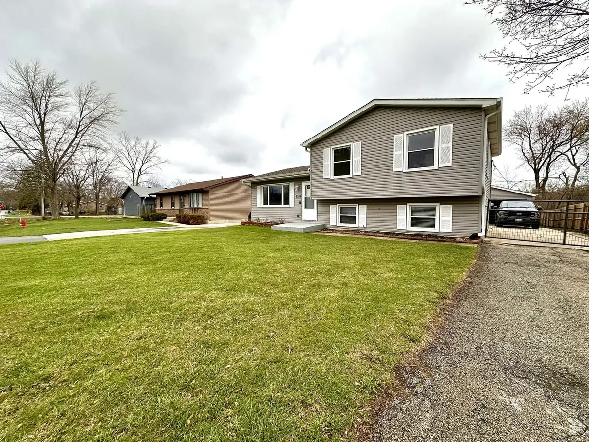 38093 N Cornell RD, Beach Park, IL 60087