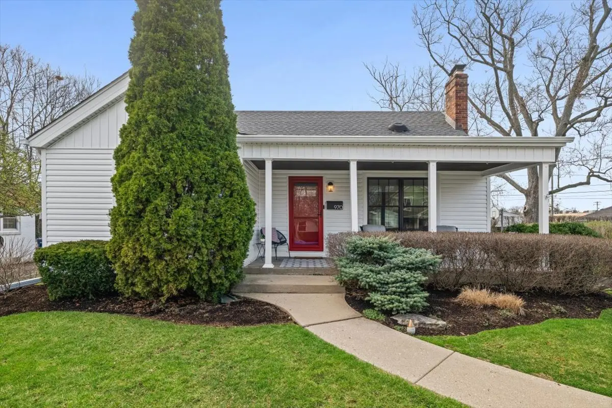 970 Windsor RD, Highland Park, IL 60035