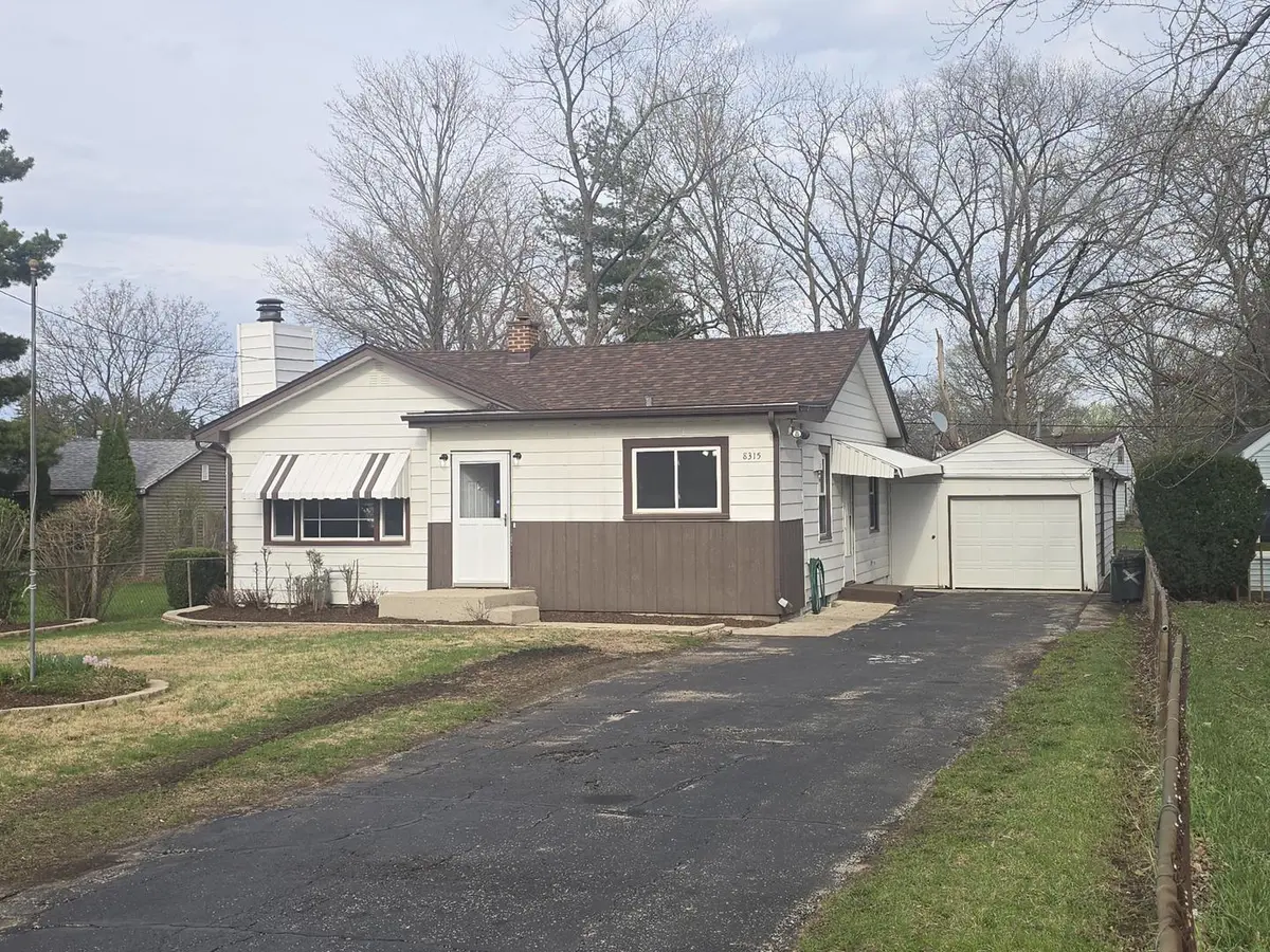 8315 N 2nd ST, Machesney Park, IL 61115