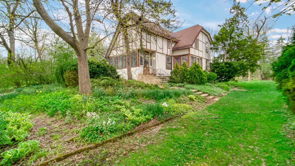 2334 Maple RD, Homewood, IL 60430