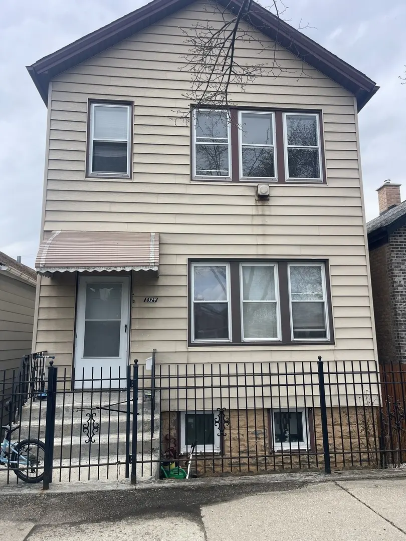 3524 S Emerald AVE, Chicago, IL 60609