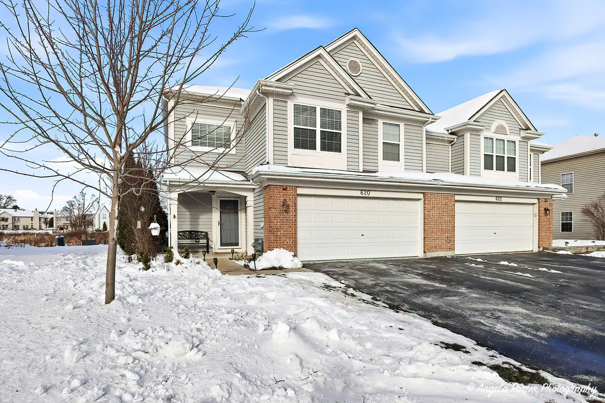 620 W Bayou CT, Fox Lake, IL 60020