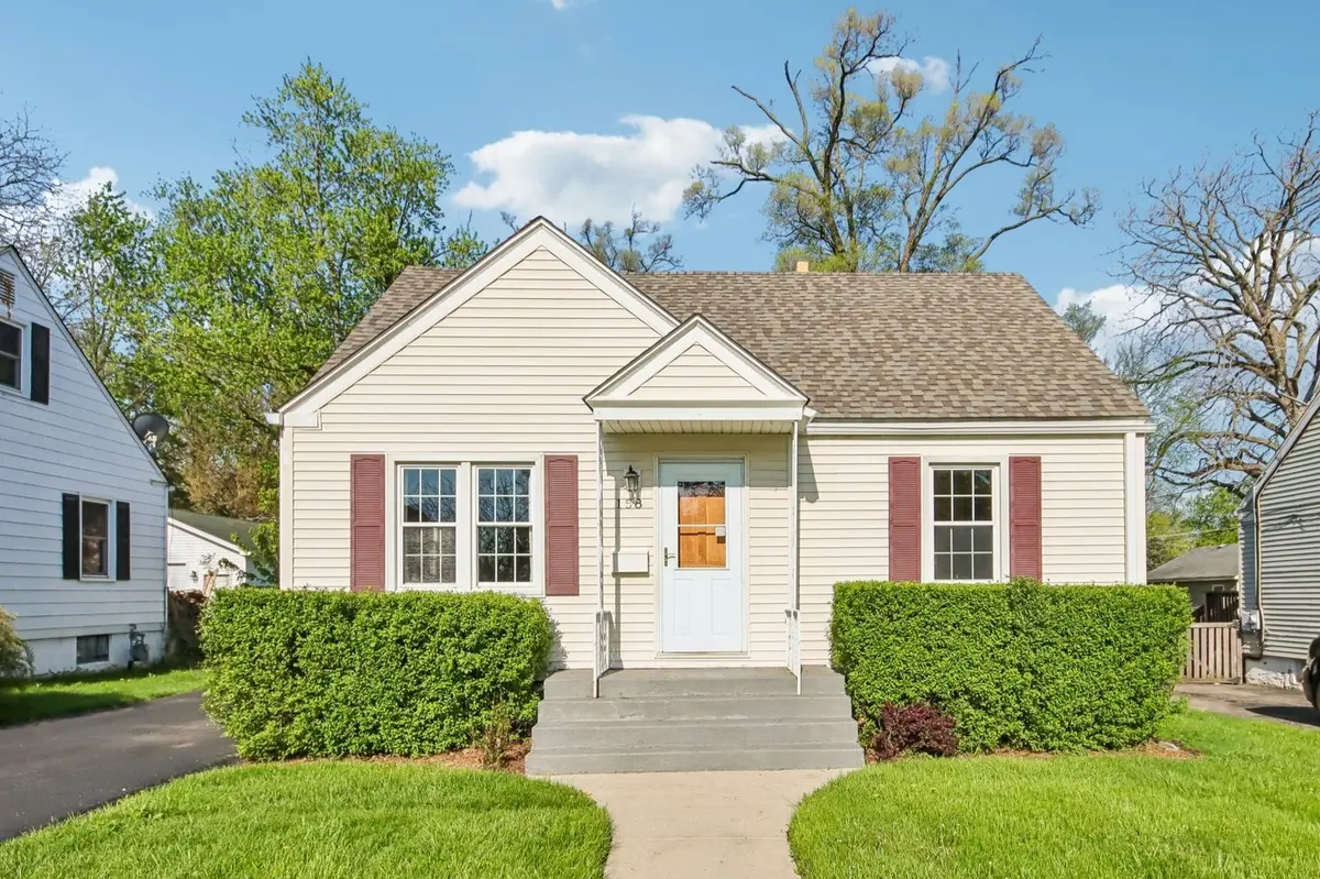 158 N Garfield AVE, Mundelein, IL 60060