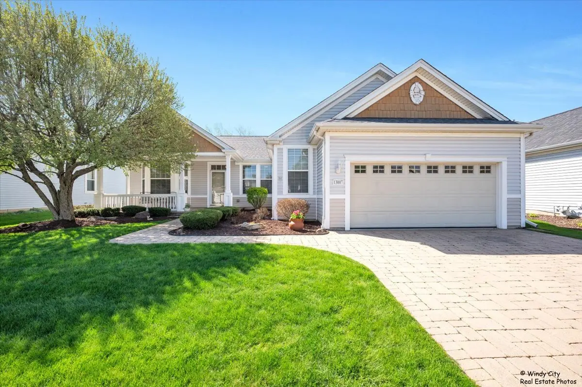 13007 Wisconsin CIR, Huntley, IL 60142