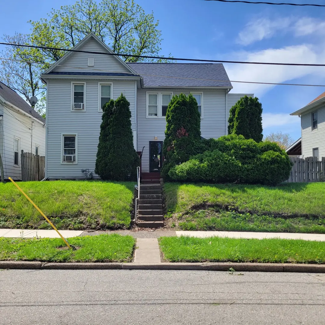 1415 18th ST, Moline, IL 61265