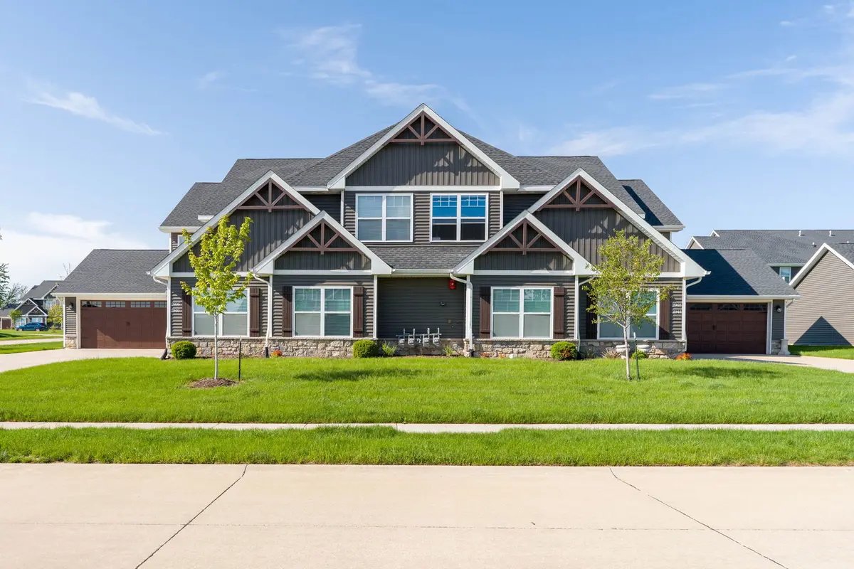 2940 Mary Leigh DR #0, Bettendorf, IA 52722