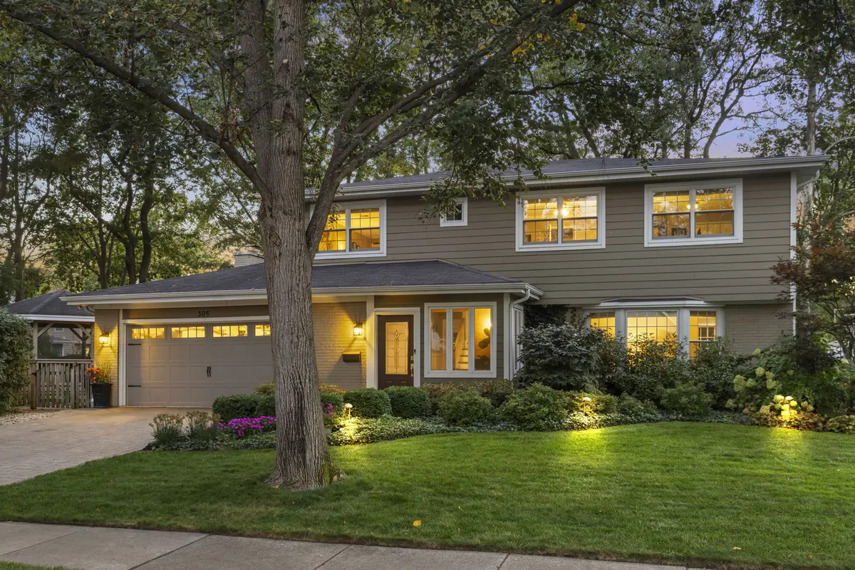 305 Richard RD, Naperville, IL 60540