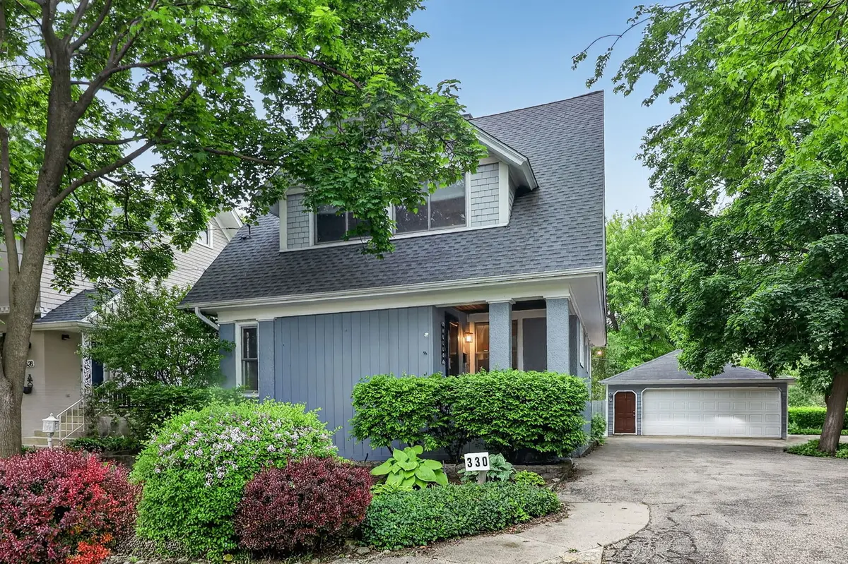 330 N Main ST, Glen Ellyn, IL 60137