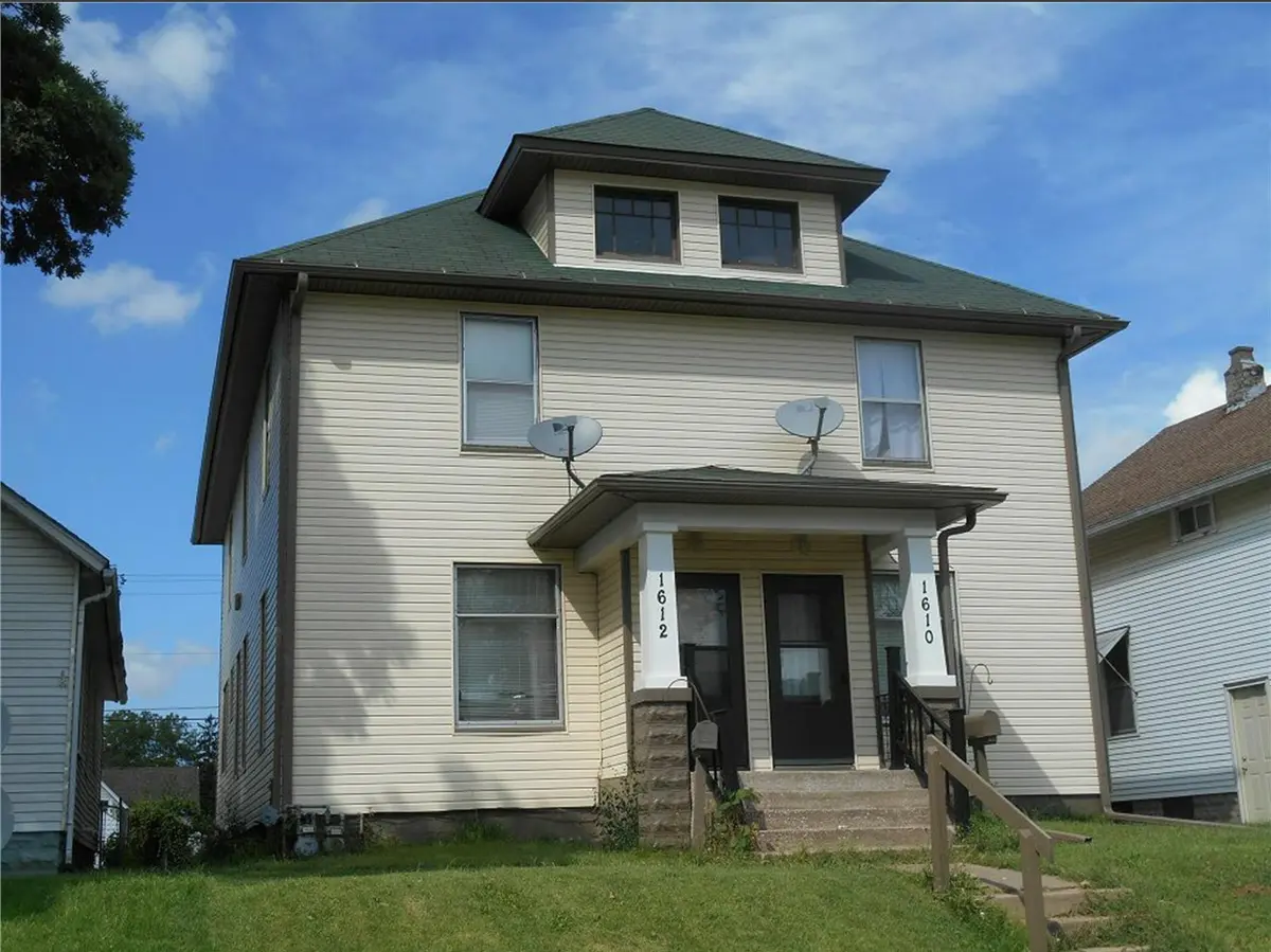 1610 W 13TH ST, Davenport, IA 52804