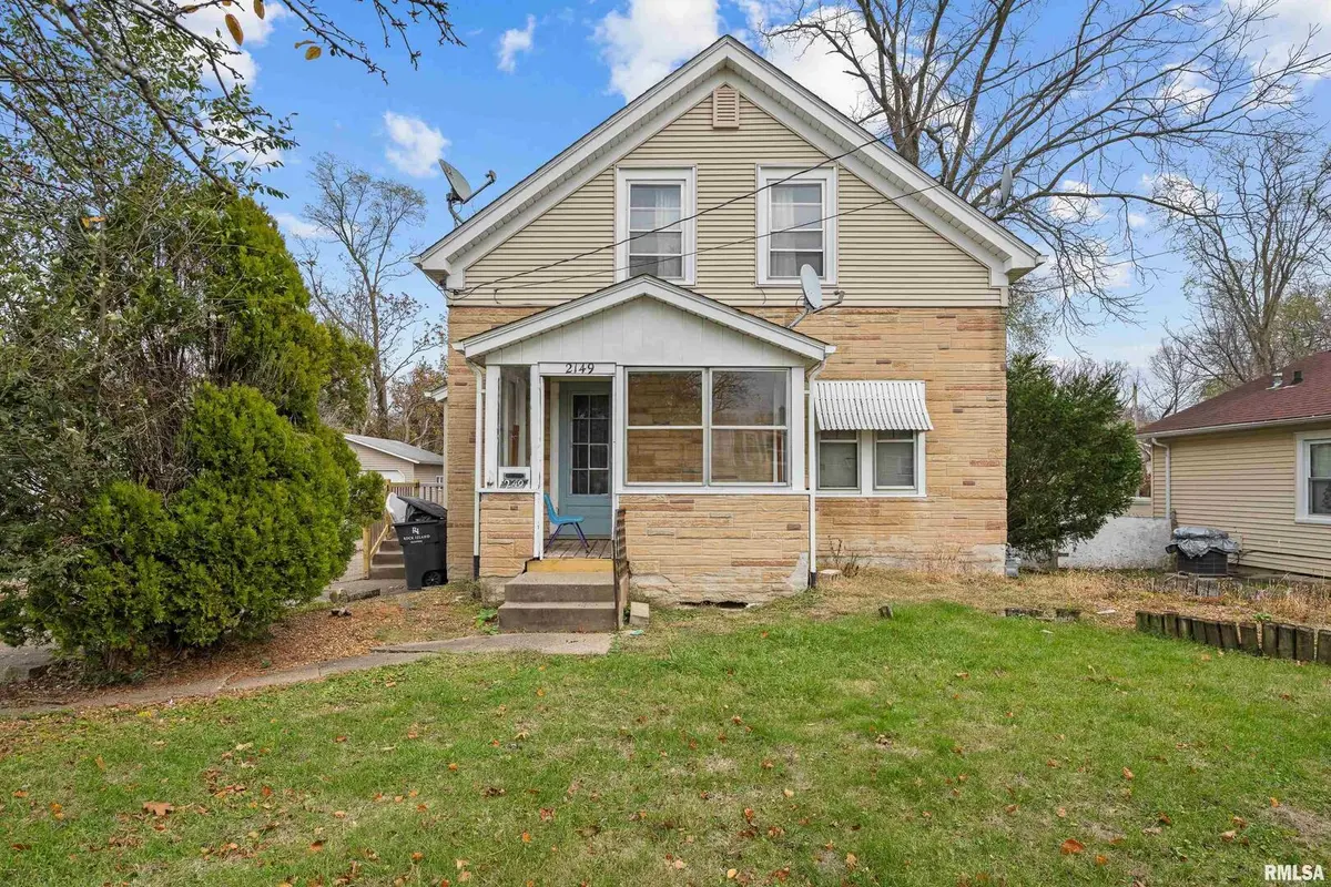 2149 32ND ST, Rock Island, IL 61201