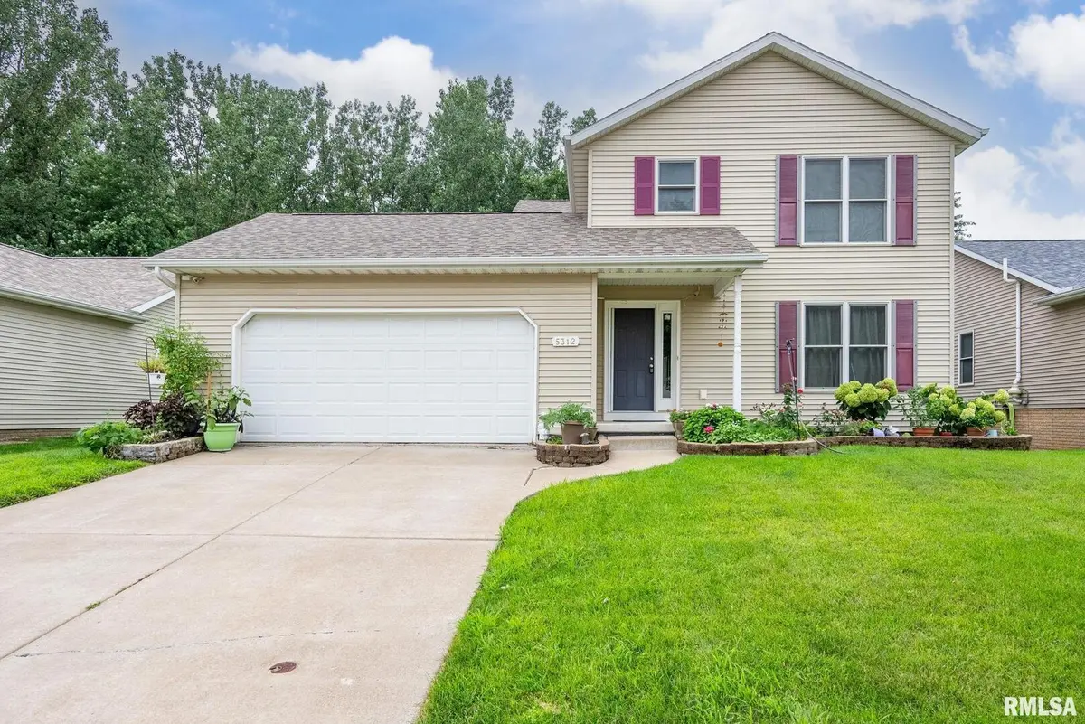 5312 HILLANDALE RD, Davenport, IA 52806