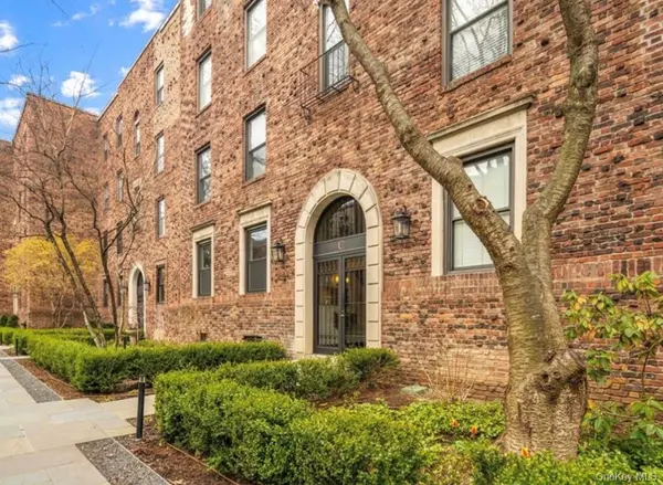 64 Sagamore RD #C1, Bronxville, NY 10708