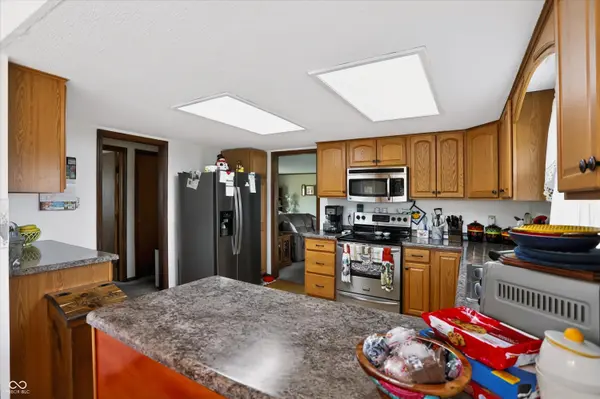 8701 W Mooresville RD, Camby, IN 46113