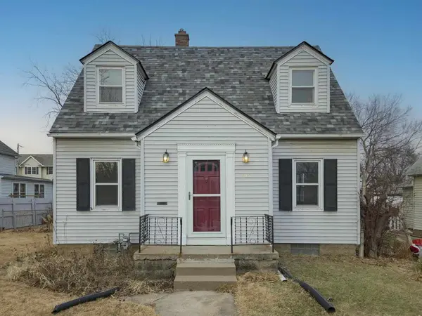 408 E 29th St ST, Davenport, IA 52803