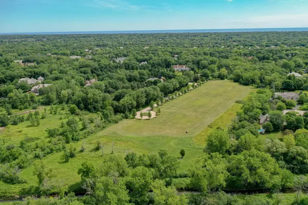 Lot 5 Whitehall LN, Lake Forest, IL 60045