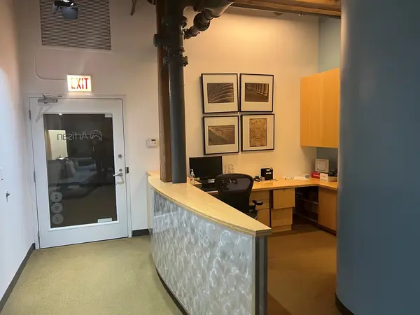 216 S Jefferson ST #202, Chicago, IL 60661