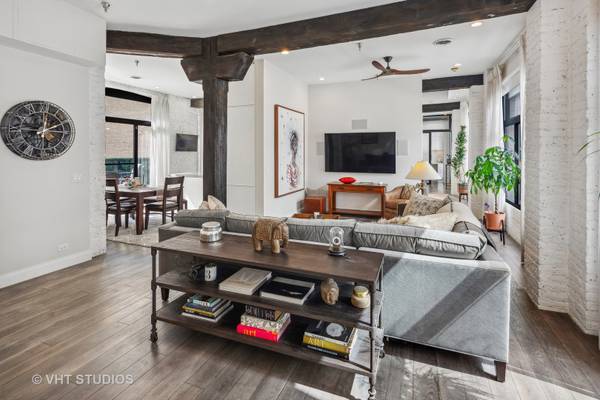 215 W ILLINOIS ST #3A, Chicago, IL 60654