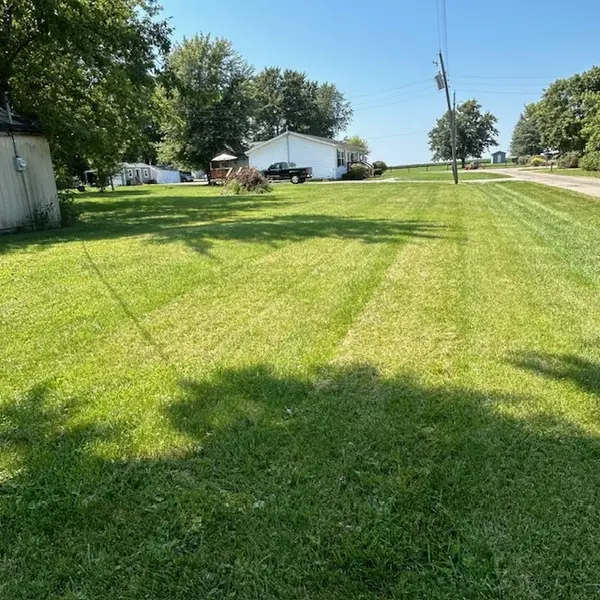 11629 Oak ST, Downs, IL 61736