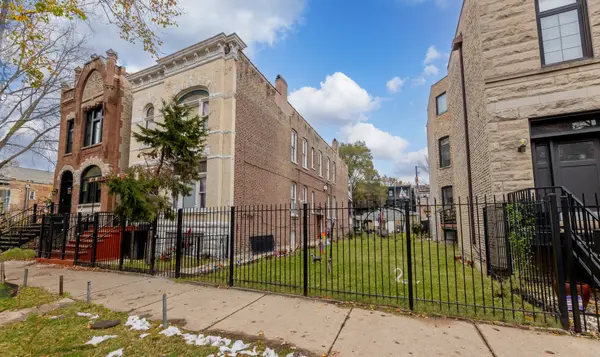 1351 N Campbell AVE, Chicago, IL 60622