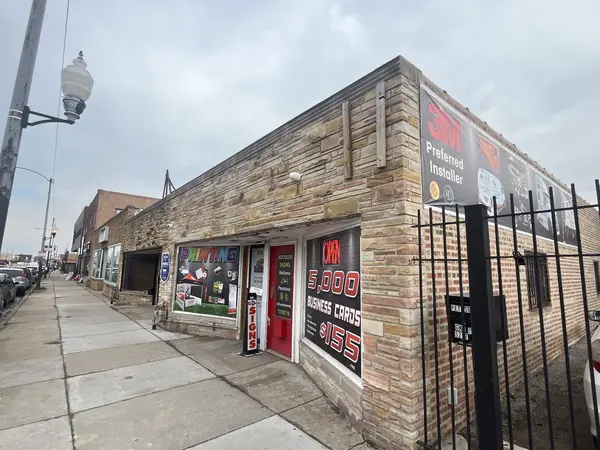 5249 W Diversey AVE, Chicago, IL 60639