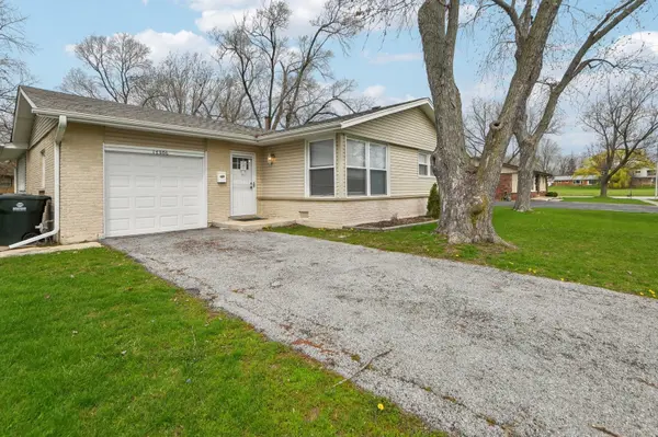 17306 Burr Oak LN, Hazel Crest, IL 60429
