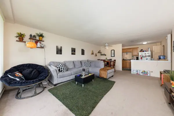 2222 S Stewart AVE #4K, Lombard, IL 60148