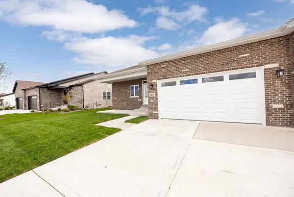 25133 S Westwind DR, Channahon, IL 60410