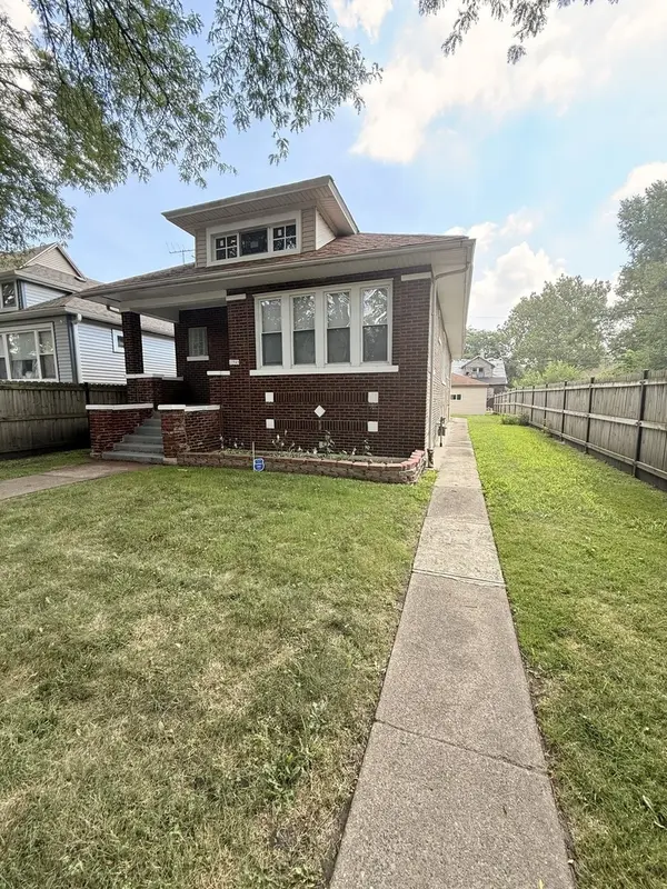 11949 S YALE AVE, Chicago, IL 60628