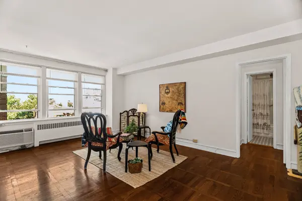 1585 Ridge AVE #506, Evanston, IL 60201