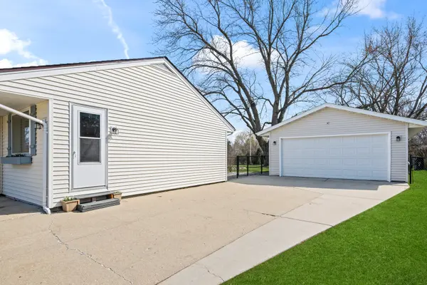 28423 W Kelsey CT, Barrington, IL 60010