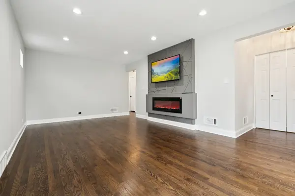 2134 E 91st ST, Chicago, IL 60617