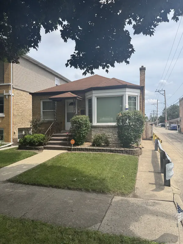 2527 Keystone AVE, North Riverside, IL 60546