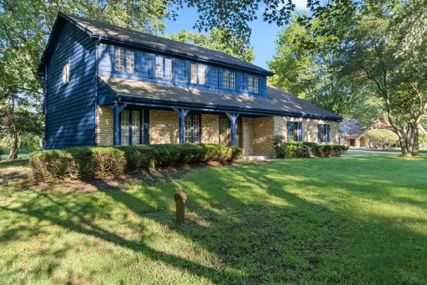 5N400 Fence Rail CT, St. Charles, IL 60175