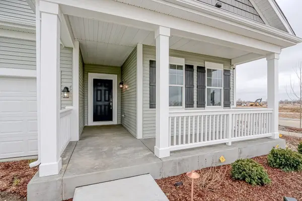 424 Collingwood RD, South Elgin, IL 60177