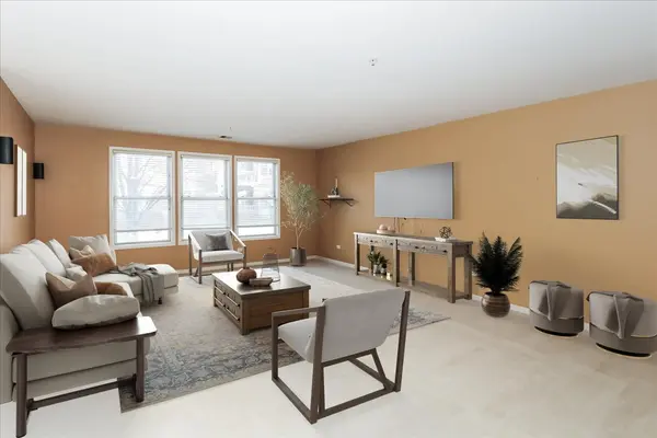 275 E Railroad AVE #101, Bartlett, IL 60103