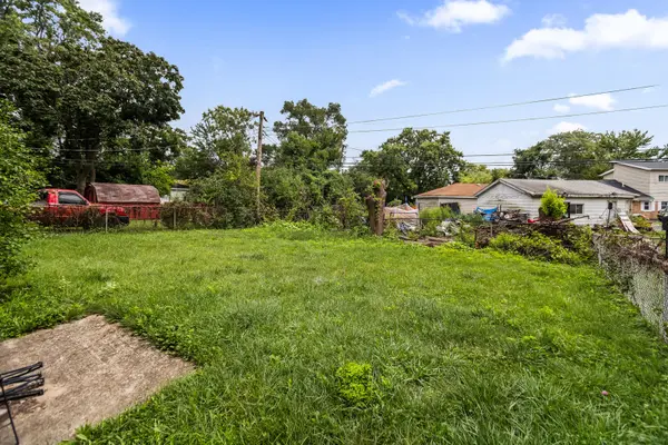 1621 Ingrid LN, Chicago Heights, IL 60411