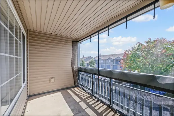 2404 Windward BLVD #202, Champaign, IL 61821