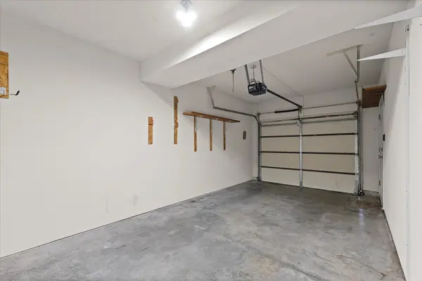 2404 Windward BLVD #202, Champaign, IL 61821