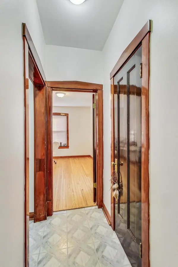 6600 N Clark ST, Chicago, IL 60626