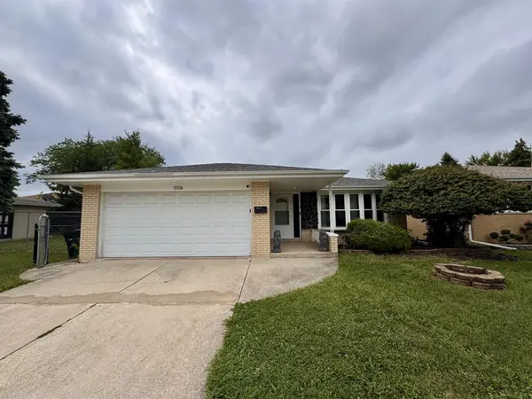17204 Bernadine ST, Lansing, IL 60438
