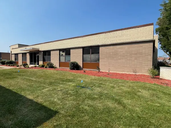 2150 Touhy AVE, Elk Grove Village, IL 60007