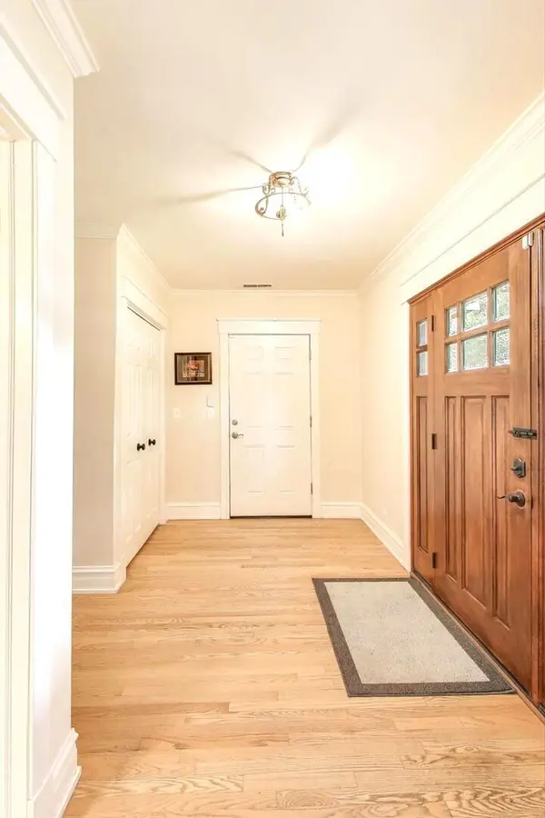 315 S Beverly LN, Arlington Heights, IL 60005