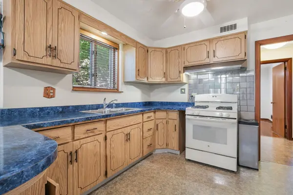 4327 W 81st ST, Chicago, IL 60652